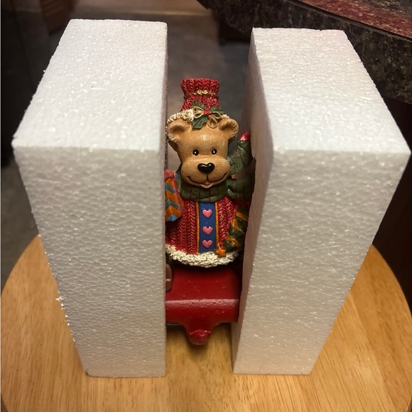 Vintage Heritage Mint Ltd Holiday Collection cast iron stocking holder - Picture 9 of 9